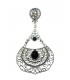 Zilverkleurige oorclips met filigrain hanger en zwarte strass steen