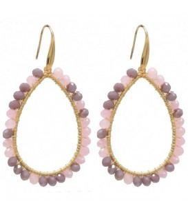 Roze gekleurde oorhangers met een goudkleurige rand