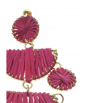 Roze oorbellen met raffia