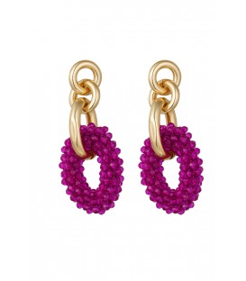 Fuchsia roze oorhangers met goudkleurige elementen