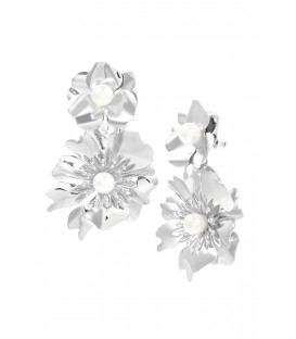 Schitterende Zilverkleurige Bloemen Oorhangers met 2 Kleine Pareltjes - Voeg Elegantie toe aan je Look!