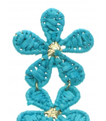 Lange blauwe oorbellen van raffia met bloemen