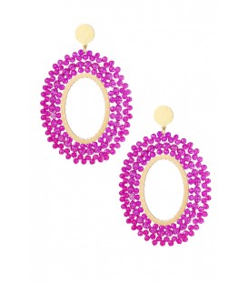 Fuchsia roze oorhangers van 3 lagen glas kralen en een goudkleurig oorstukje