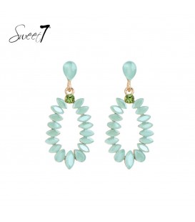 Groene oorhangers met glas steentjes