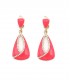 Oorclips roze met een heldere stras rand in het midden van de hanger