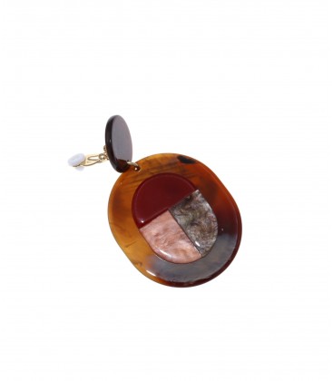 Bruine stevige oorclips met gekleurde hanger