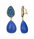 Oorclips met blauwe druppel hanger en steentjes detail