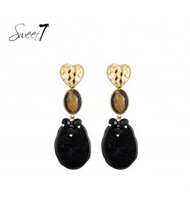 Oorbellen zwart met cat eye steen en goudkleurig hart