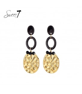 Oorbellen met zwarte kralen en goukleurige hanger