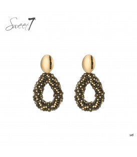 Oorbellen groen in druppelvorm met glas kraaltjes