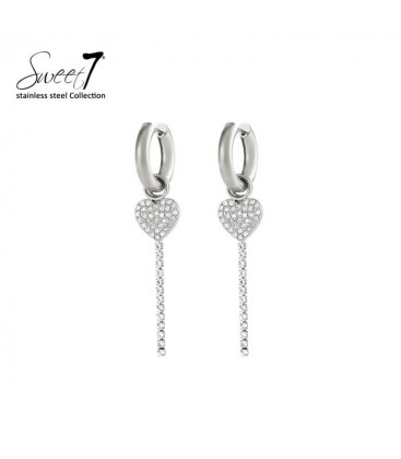 Oorbellen zilverkleurig met een hart en een strass hanger