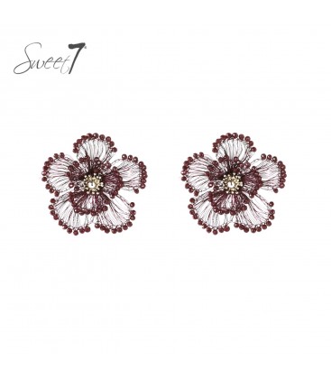 Oorbellen | Bruine bloem met goudkleurige kern