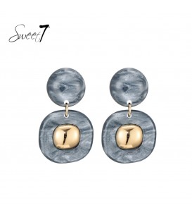 Oorbellen grijs marmer met goudkleurig accent in het midden