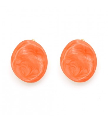 Vrolijke oorclips in warme oranje tint