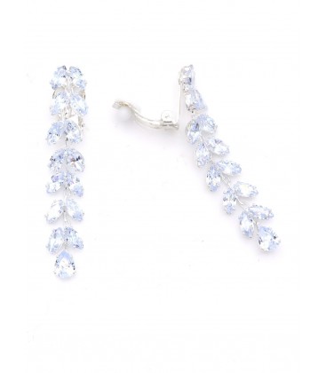 Oorclips met sprankelende bladeren van helder glas steentjes