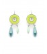 Oorbellen ronde vorm in lime kleur met aqua kristal kralen hangers