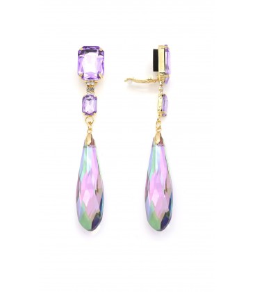 Oorclips met lila kristallen en lange regenboog druppelvormige hanger.